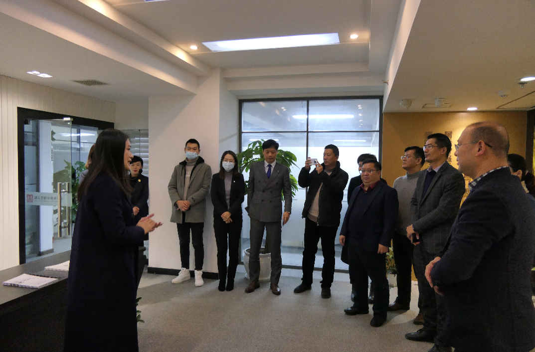湖北优秀律所赴楚德参观交流活动圆满举办(图2)