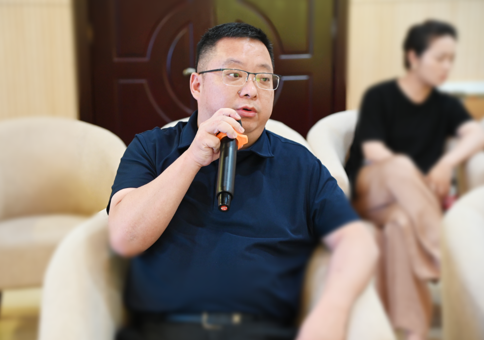 吴俊国主任出席武汉市黄石商会第一届八次会长办公会并讲话(图2)