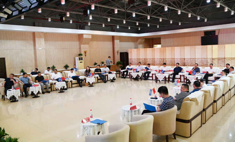 吴俊国主任出席武汉市黄石商会第一届八次会长办公会并讲话(图3)