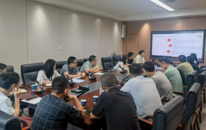 筑牢法治防线 护航工程建设——走进黄石国投法律讲座圆满成功(图1) 1-250ZQ04053501.png
